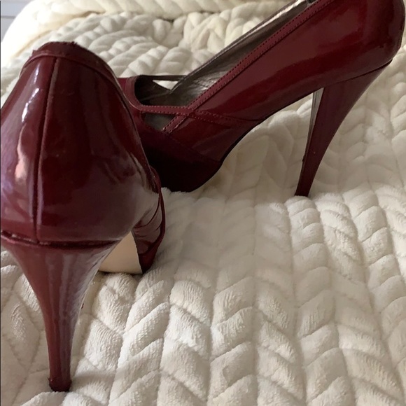 JustFab Maroon Sexy Heels - Picture 3 of 6